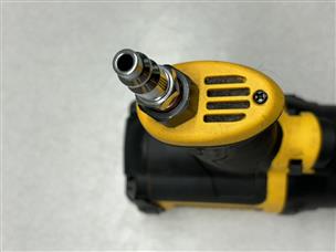 DEWALT DWMT70773 1 2 in. Heavy Duty Pneumatic Impact Wrench Good